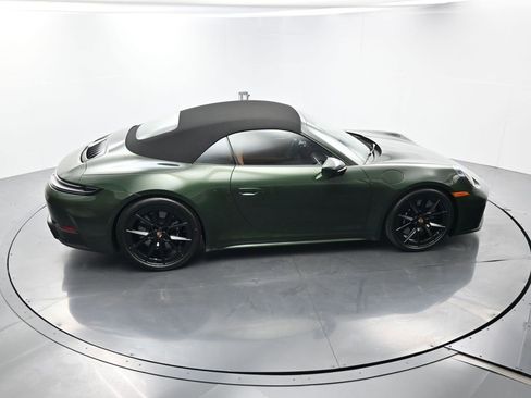 Certified 2026 Porsche 911 Carrera GTS image 43