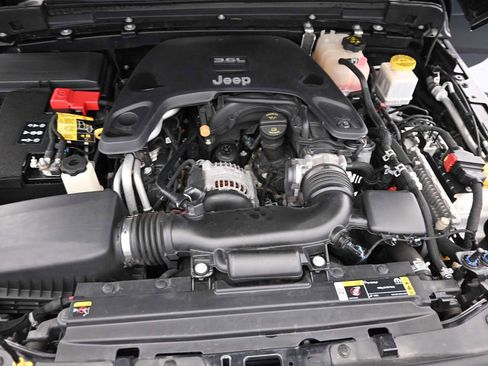 Used 2021 Jeep Gladiator Mojave AWD/4WD image 24
