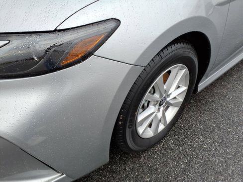 Certified 2025 Toyota Camry LE image 9