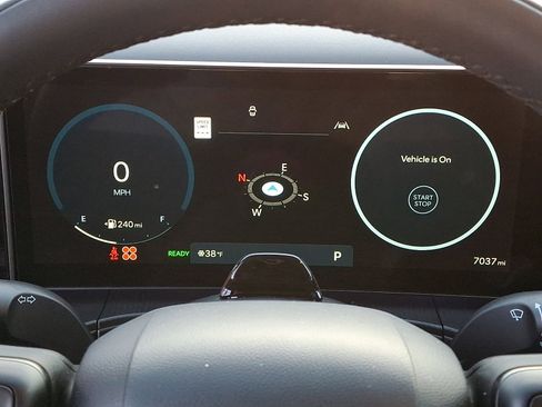 Certified 2025 Hyundai Santa Fe Calligraphy image 24