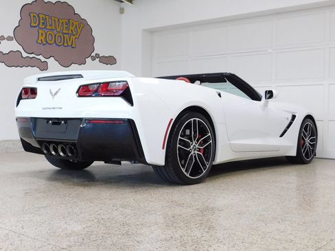 Used 2016 Chevrolet Corvette Stingray Convertible w/ 3LT Preferred Equipment Group RWD image 7
