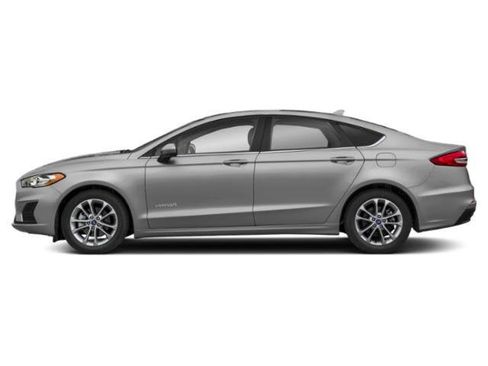 Used 2019 Ford Fusion SE FWD image 3
