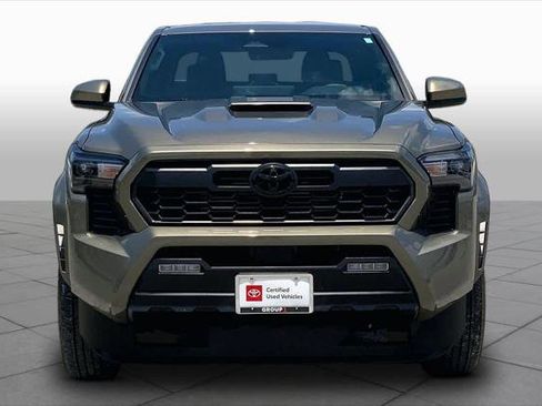 Certified 2026 Toyota Tacoma TRD Sport AWD/4WD image 4