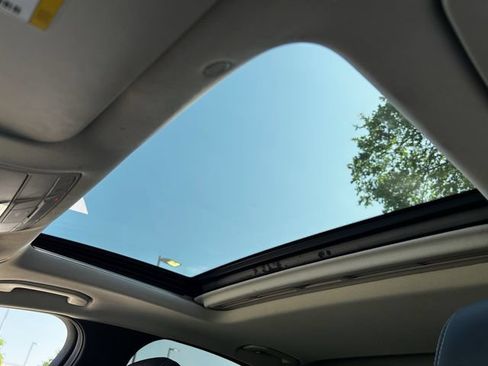 Used 2019 Mercedes-Benz C 300 Sedan image 29