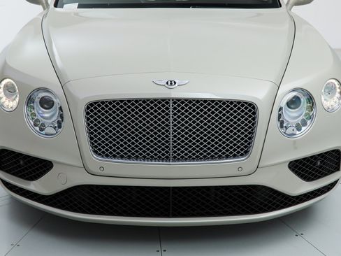 Used 2016 Bentley Continental GT AWD/4WD image 18