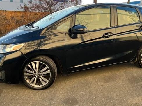 Used 2015 Honda Fit image 3