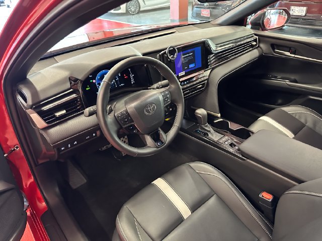 Certified 2026 Toyota Camry SE w/ Convenience Package FWD image 11