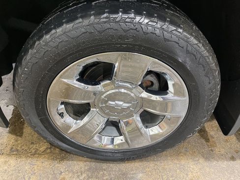 Used 2015 Chevrolet Silverado 1500 LT w/ Custom Sport Edition image 28