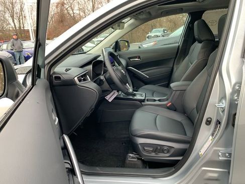 New 2026 Toyota Corolla Cross XLE image 29