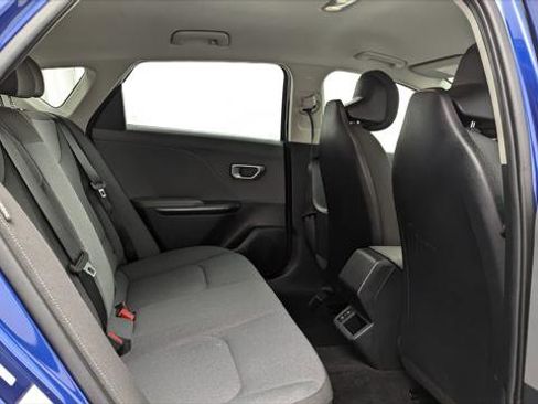 Used 2025 Kia K4 LXS image 18