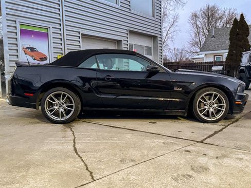 Used 2013 Ford Mustang GT Premium w/ Electronics Pkg image 5