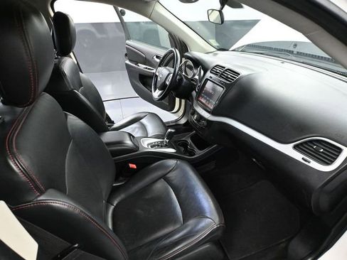 Used 2018 Dodge Journey GT image 45