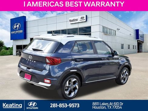 Used 2024 Hyundai Venue Limited image 5