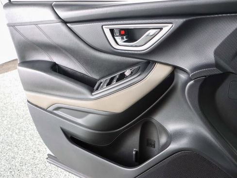 Used 2023 Subaru Forester Limited image 22