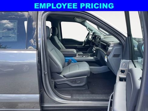 New 2026 Ford F150 XLT w/ Equipment Group 302A MID AWD/4WD image 15