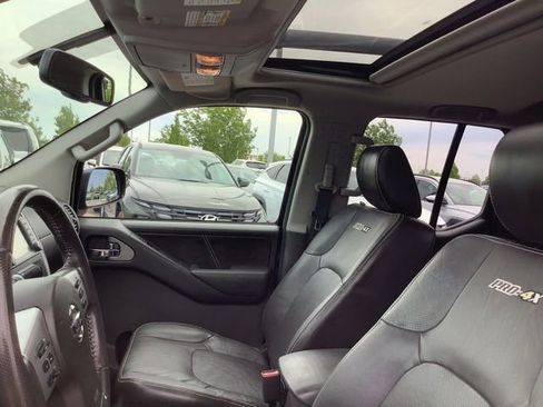 Used 2014 Nissan Frontier PRO-4X w/ Pro-4x Luxury Package AWD/4WD image 13