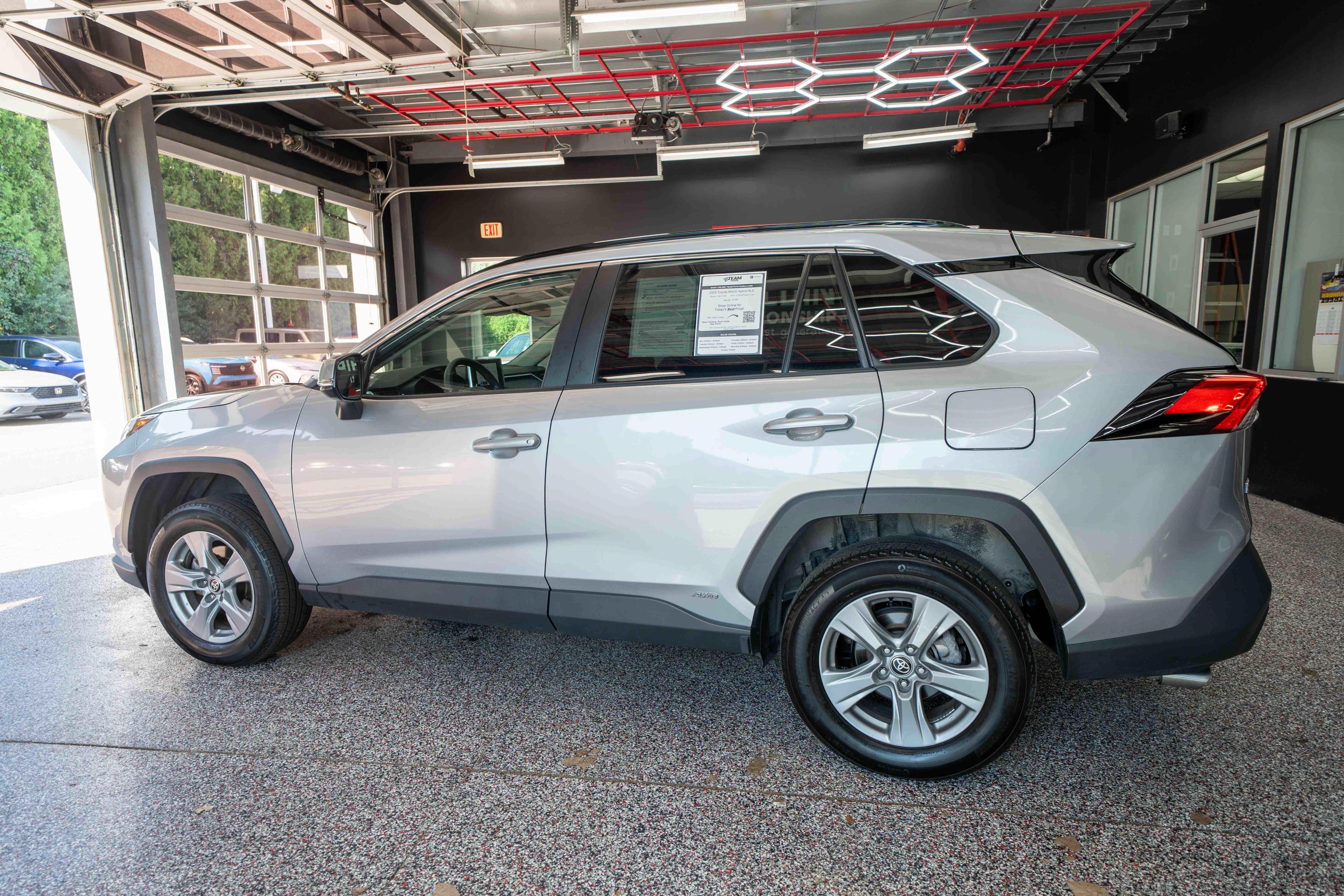 Certified 2025 Toyota RAV4 XLE AWD/4WD image 3