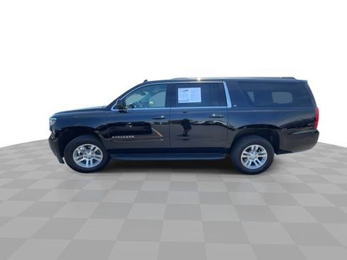 Used 2019 Chevrolet Suburban LT w/ Luxury Package AWD/4WD image 5
