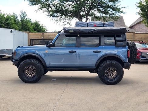 Used 2024 Ford Bronco Badlands image 11