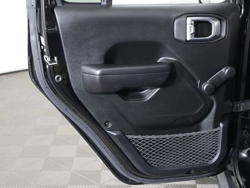 Used 2021 Jeep Wrangler Unlimited Sport image 21