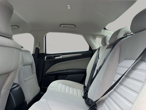 Used 2019 Ford Fusion S FWD image 16