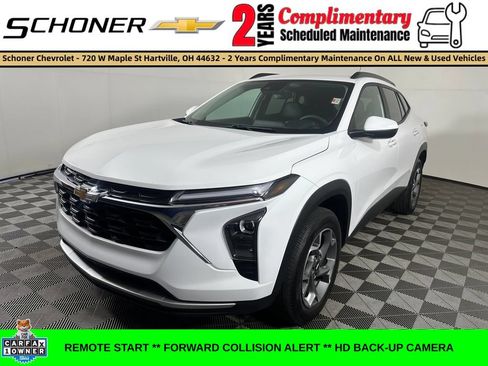 Used 2024 Chevrolet Trax LT FWD image 1