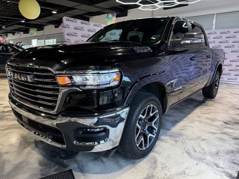 Used 2025 RAM 1500 Laramie image 15