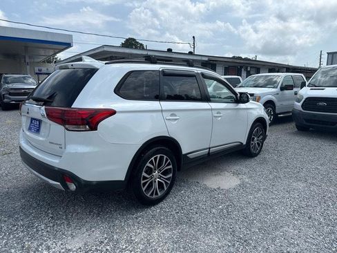 Used 2018 Mitsubishi Outlander SEL FWD image 4