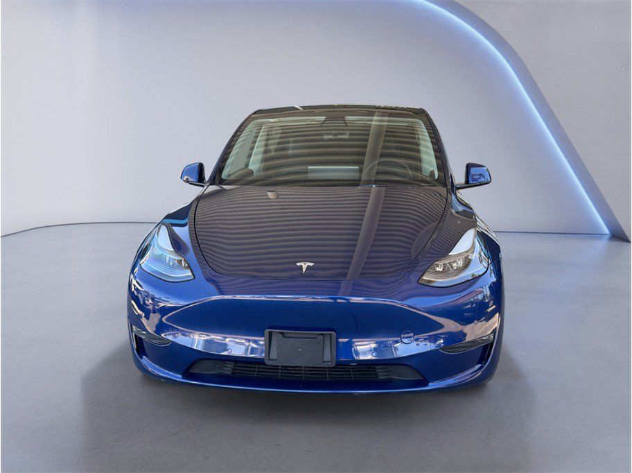 Used 2022 Tesla Model Y Performance AWD/4WD image 2