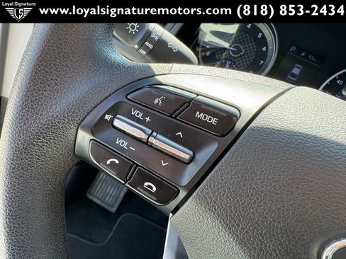 Used 2020 Hyundai Elantra SEL image 24