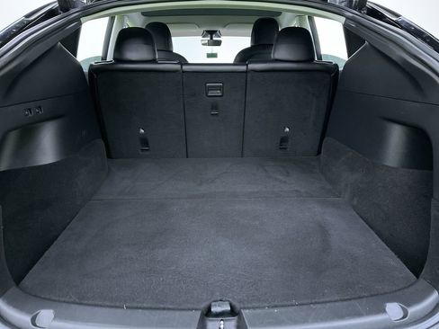 Used 2022 Tesla Model Y Performance image 28