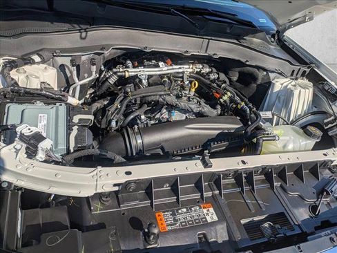 New 2026 Ford Explorer Active RWD image 16