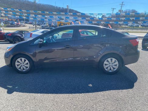Used 2015 Kia Rio EX w/ Convenience Package image 4