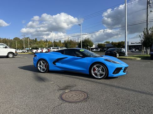 Used 2024 Chevrolet Corvette Stingray Premium Conv w/ Z51 Performance Package image 7