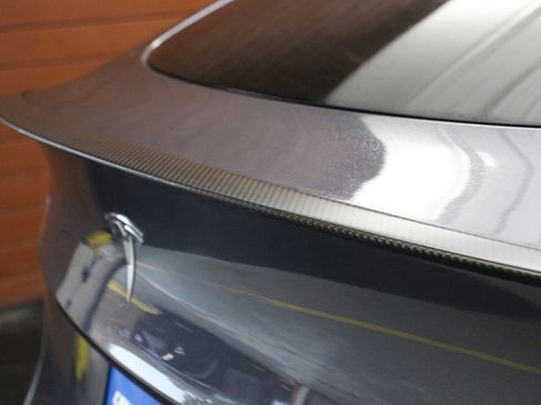 Used 2022 Tesla Model Y Performance image 15