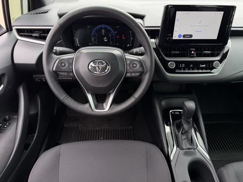 Used 2026 Toyota Corolla SE FWD image 12