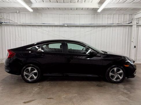 Used 2019 Honda Civic LX image 3