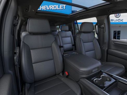 New 2026 Chevrolet Suburban RST w/ RST Capability Package image 37