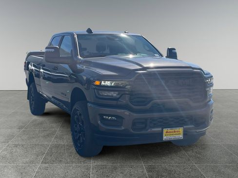 New 2026 RAM 2500 Big Horn AWD/4WD image 7