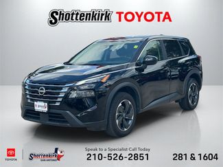 Used 2024 Nissan Rogue SV image 1