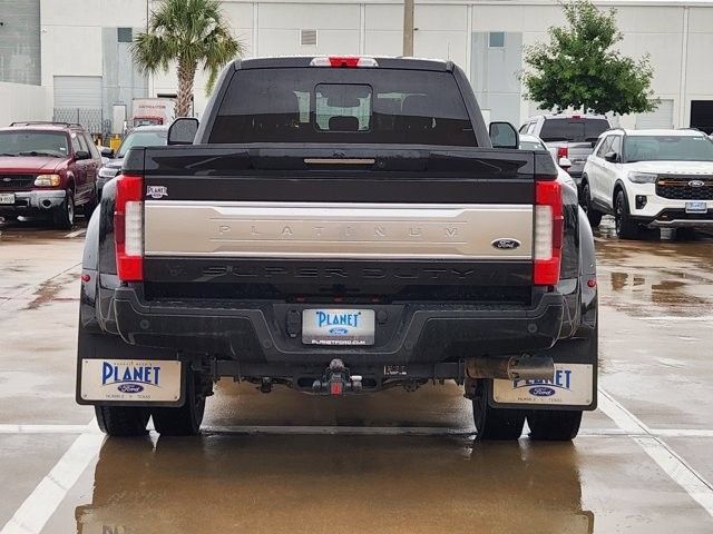 Used 2018 Ford F450 Platinum w/ Platinum Ultimate Package AWD/4WD image 6