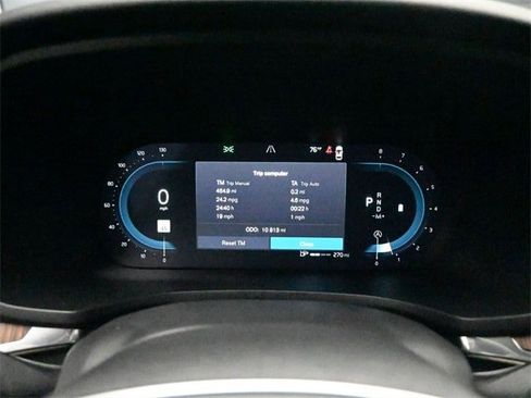 Certified 2024 Volvo V60 B5 Cross Country Plus image 10