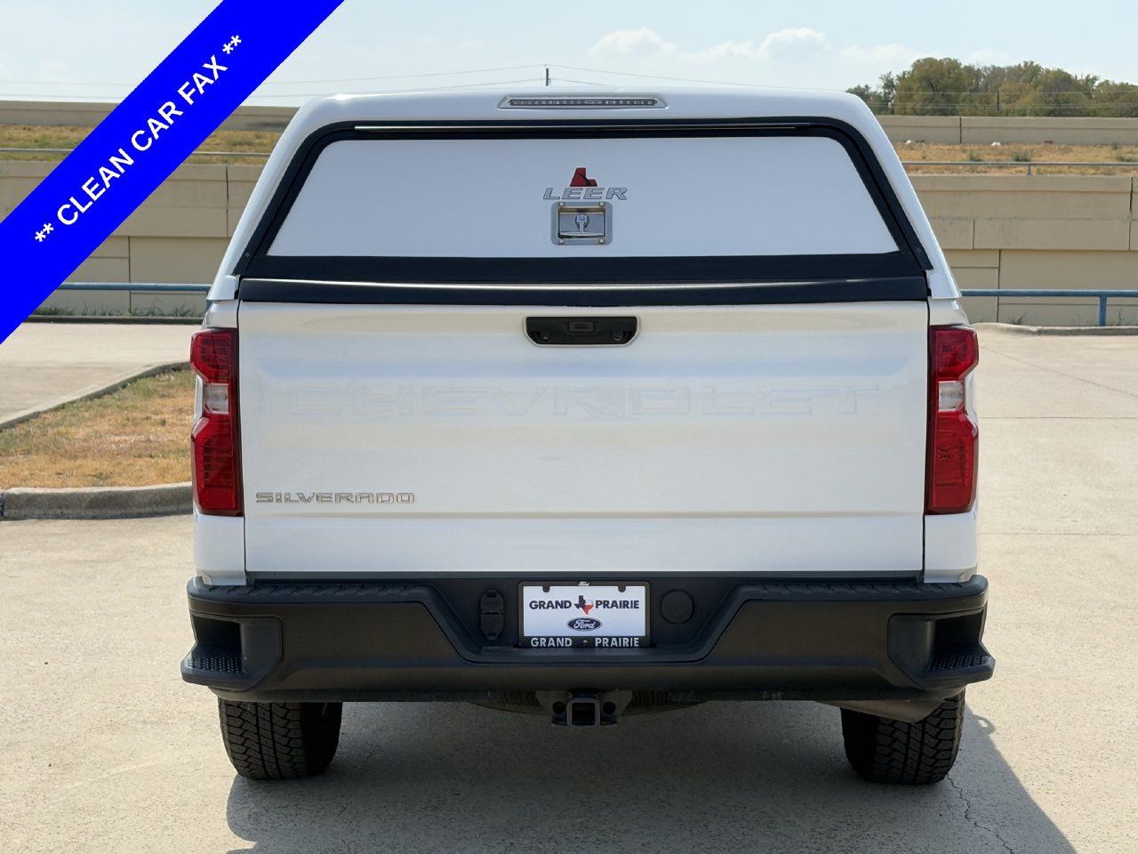 Used 2024 Chevrolet Silverado 1500 W/T w/ Trailering Package AWD/4WD image 7