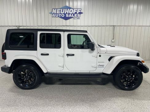 Used 2023 Jeep Wrangler Unlimited Sahara w/ Cold Weather Group AWD/4WD image 1