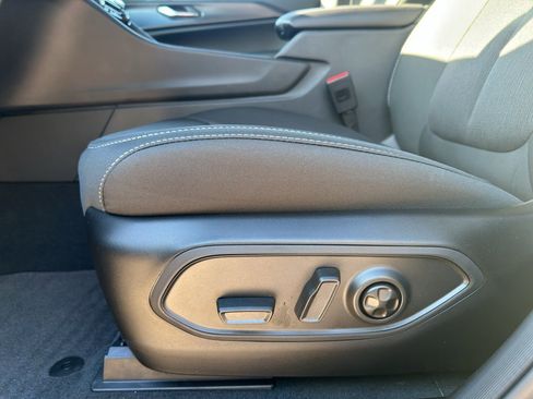 New 2025 Jeep Grand Cherokee Laredo X image 12