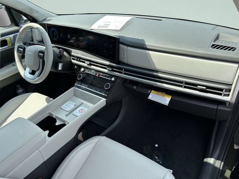 New 2026 Hyundai Santa Fe SEL FWD image 17