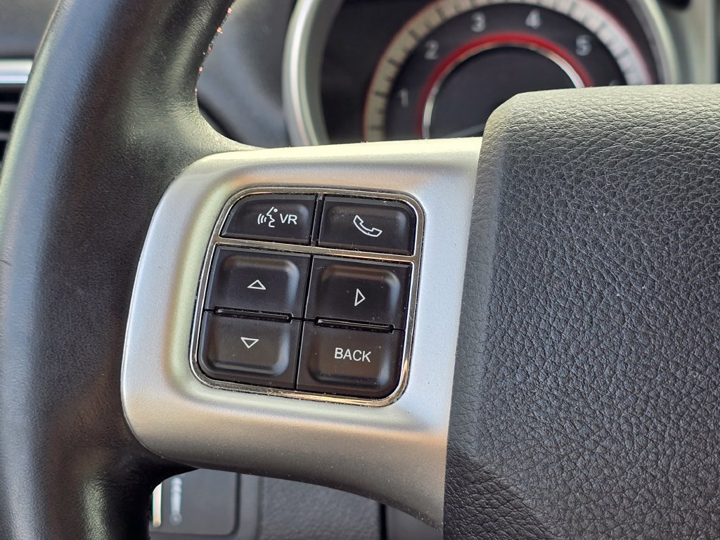 Used 2017 Dodge Journey GT w/ Driver Convenience Group FWD image 25