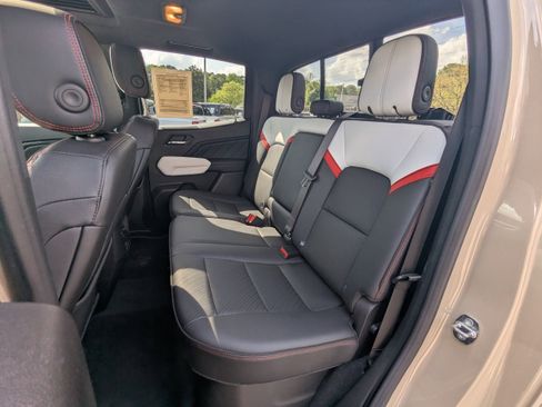 Used 2023 GMC Canyon AT4X AWD/4WD image 13