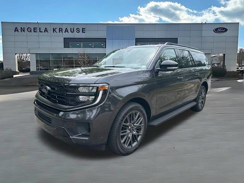 New 2026 Ford Expedition Max Platinum w/ Stealth Appearance Package AWD/4WD image 3