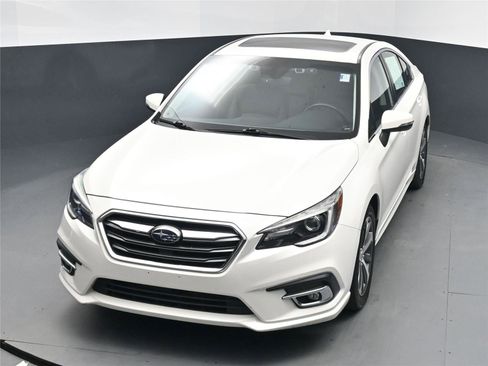 Used 2018 Subaru Legacy 3.6R Limited image 20